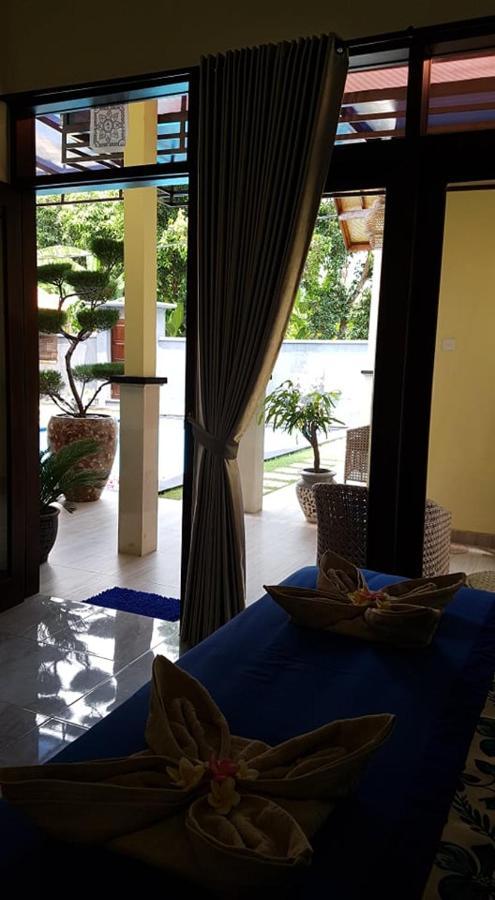 Mias Jungle House Hotel Lovina Eksteriør billede