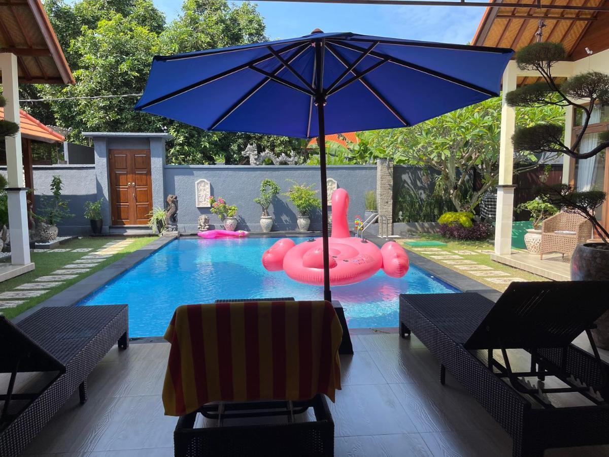 Mias Jungle House Hotel Lovina Eksteriør billede