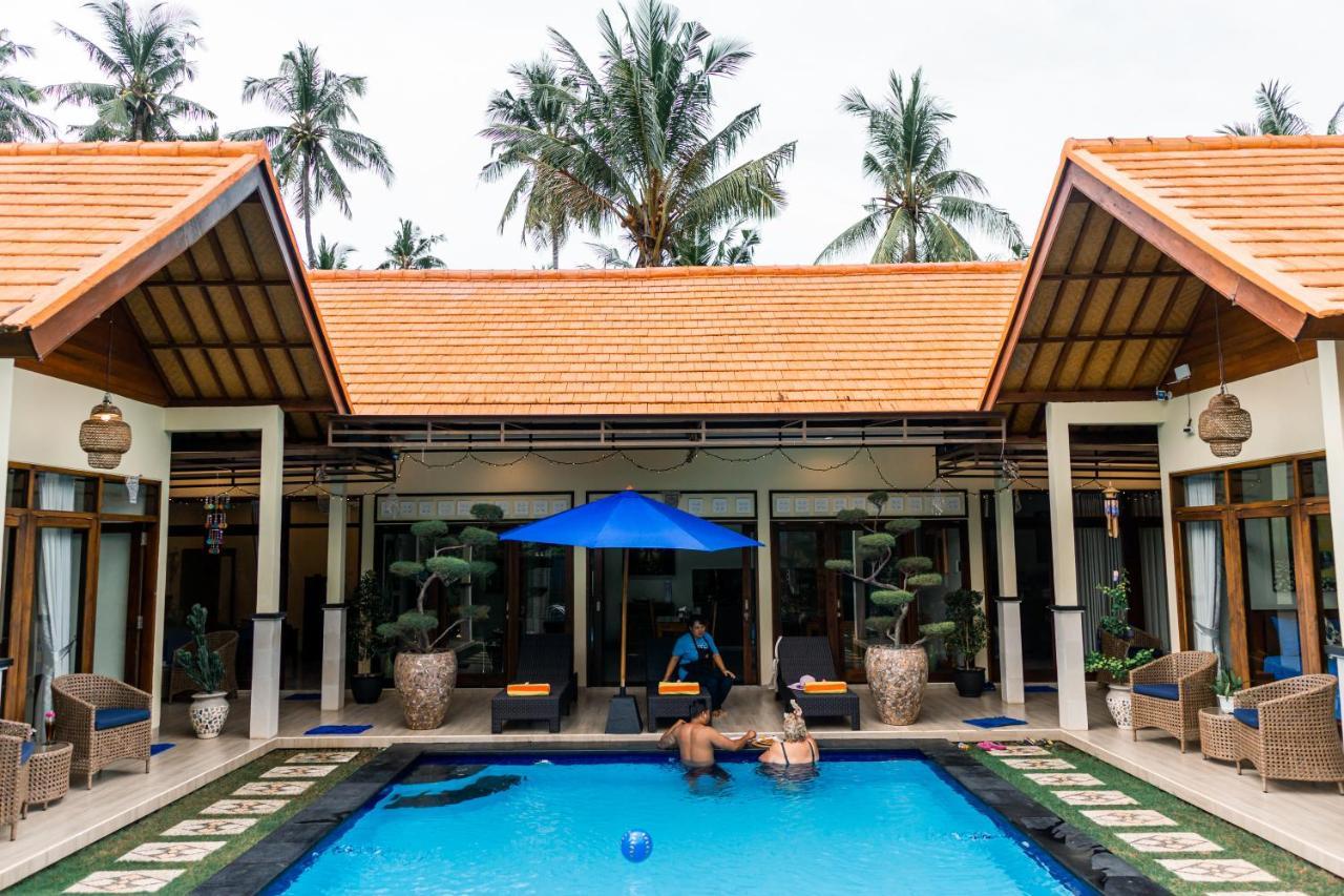 Mias Jungle House Hotel Lovina Eksteriør billede