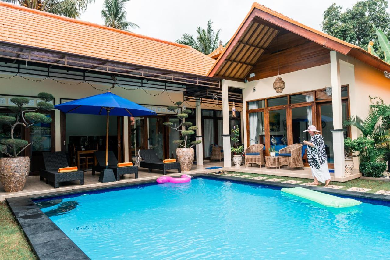 Mias Jungle House Hotel Lovina Eksteriør billede